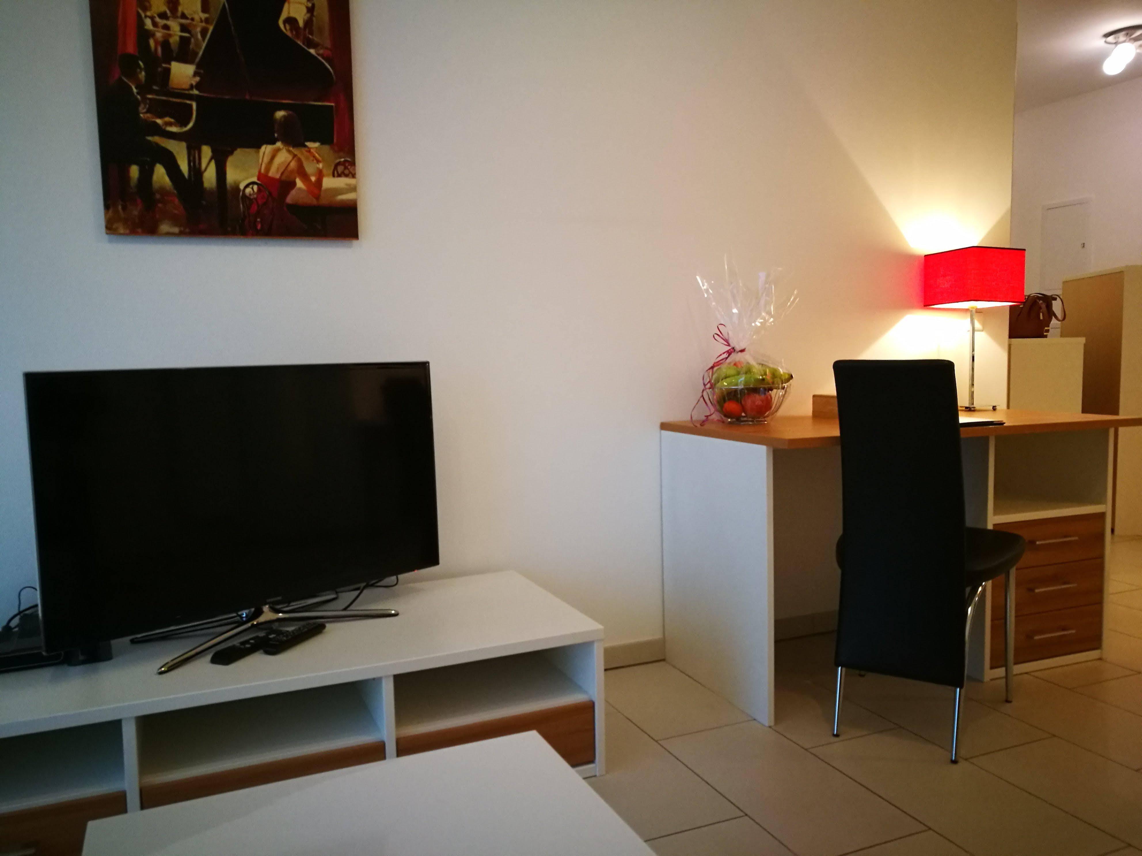 Shs Suite Home Sweet Strassen III Extérieur photo