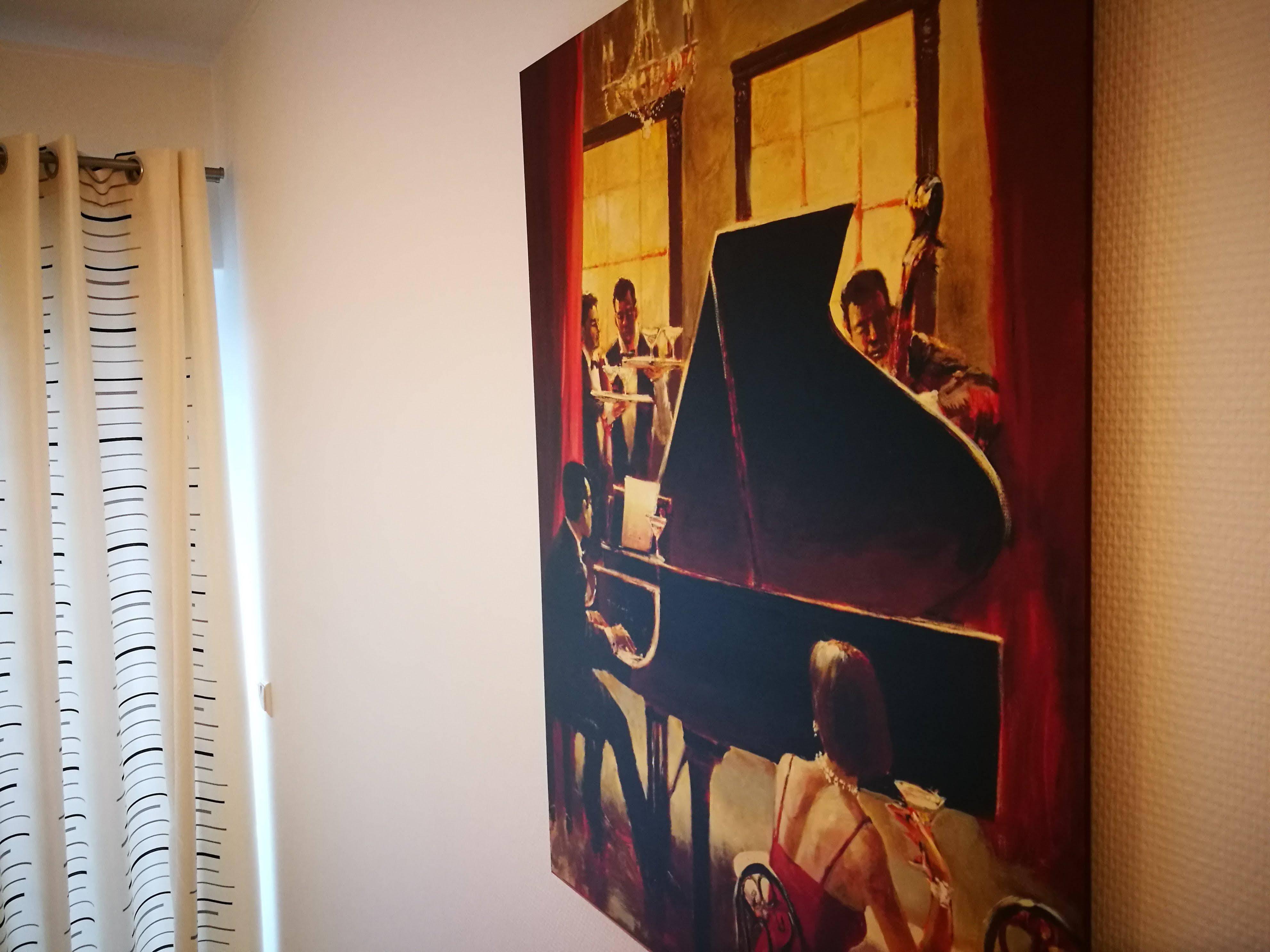 Shs Suite Home Sweet Strassen III Extérieur photo